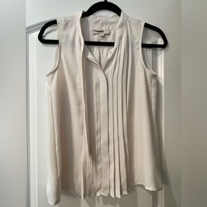 Loft small petite ivory sleeveless blouse used good condition